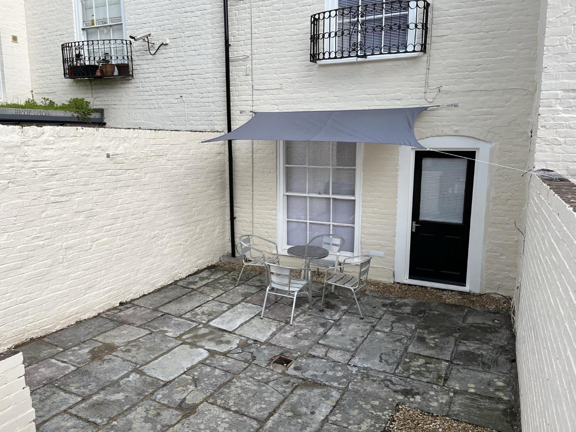 The Cozy Apartment Gloucester Exterior photo